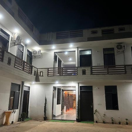 Hotel Shyam Sarover And Restaurant Ringas Esterno foto