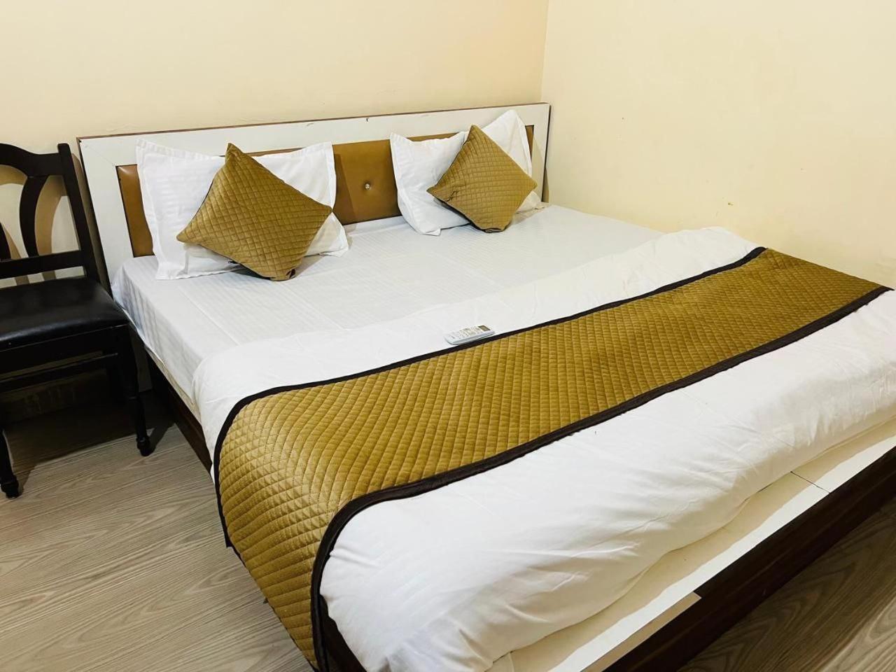 Hotel Shyam Sarover And Restaurant Ringas Esterno foto
